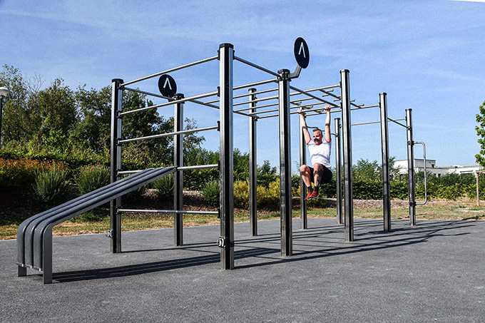 Turn- und Sportgerät von Turnbar